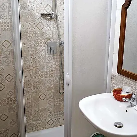 La Dimora Di Rosa Bed and breakfast 3*