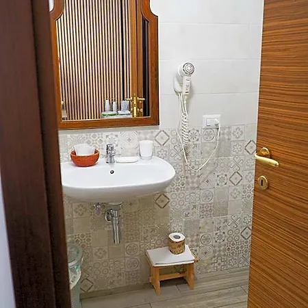 La Dimora Di Rosa Bed and breakfast 3*